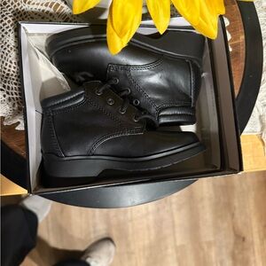 4/$16 No Boundaries Classic Vintage Black Toddler Boys size 9 Shoes NIB NWT